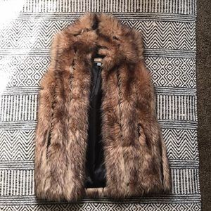 Black rivet fur vest